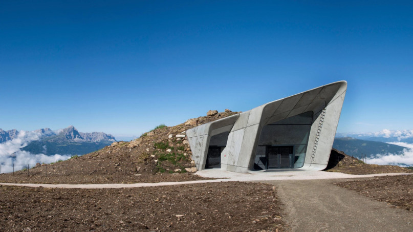 plush74 brutalist alpine beauty 6