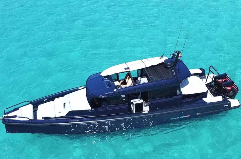 plush74 film photo shooting location scouting luxury boat sea10