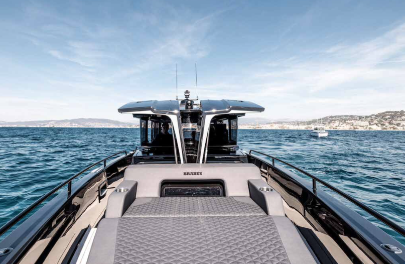 plush74 film photo shooting location scouting luxury boat sea4