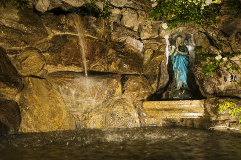 plush74 historic monastery retreat italy 18