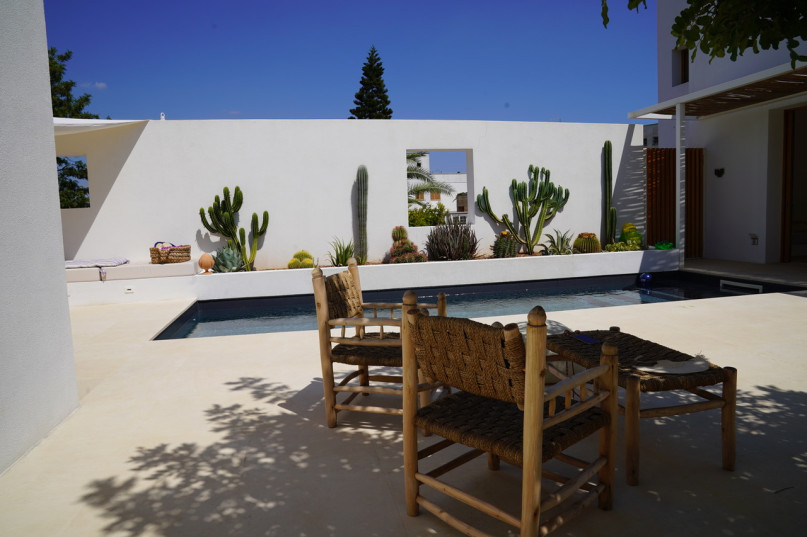 plush74 Italien Apulien Location mieten Filmaufnahme Foto Villa Dorf Pool 3