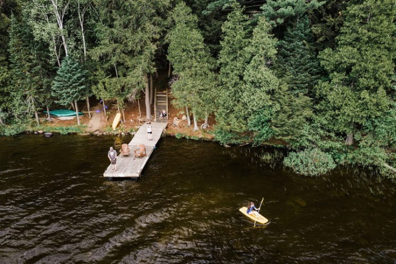 plush74 ubicación película foto evento privado casa única canada ontatio lakehouse 1