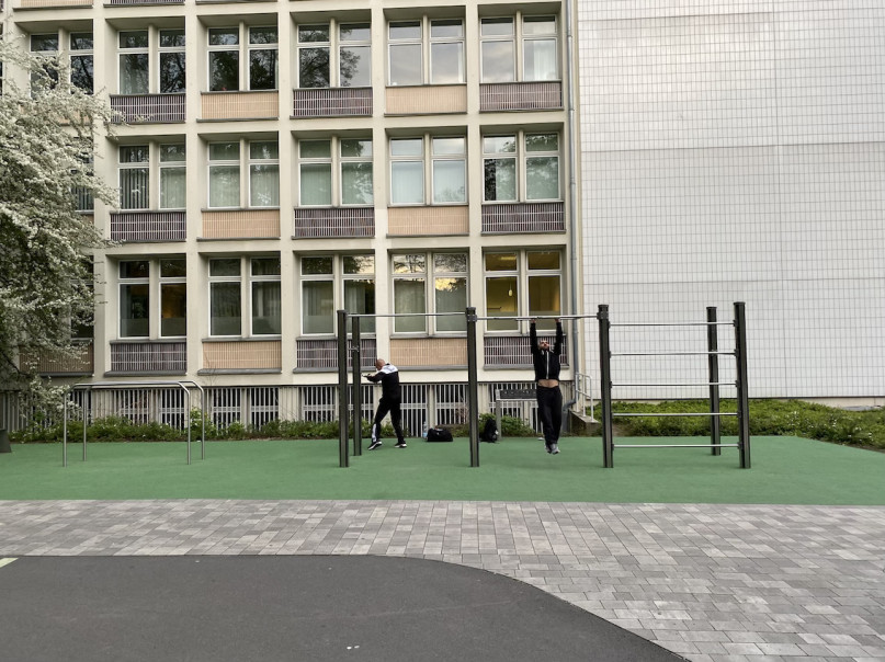 felpa74 lugar foto pelicula evento berlin alemania calistenia