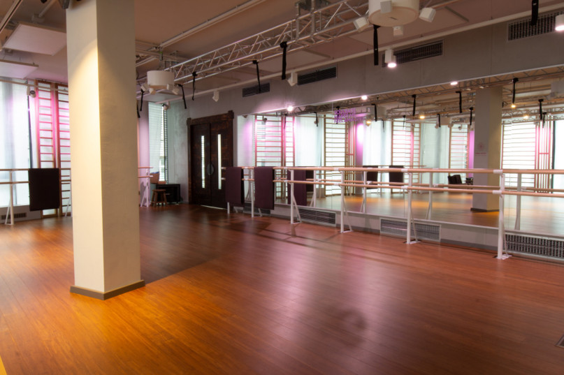 plush74 location scouting film photo event rental germany berlin base9