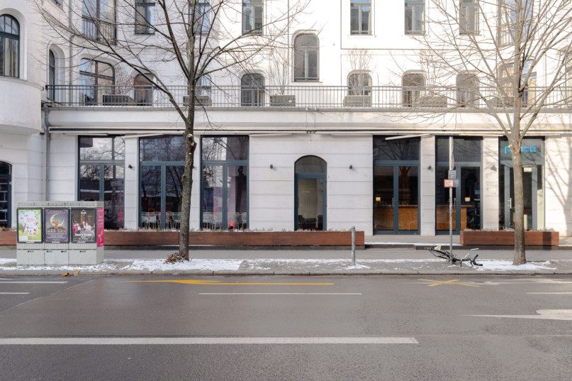 plush74 pop up berlin mitte 1