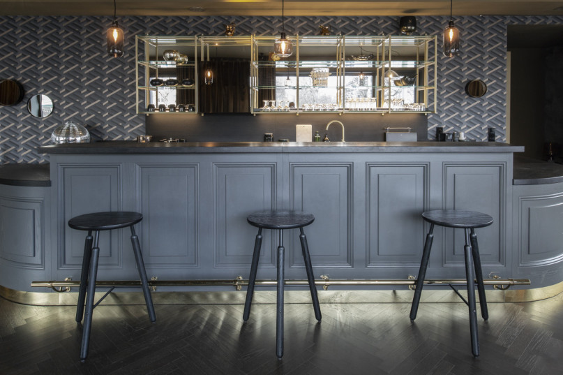 plush74 private bar apartment 9