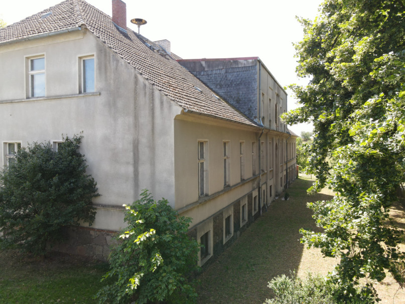 plush74 raw beautiful estate 11