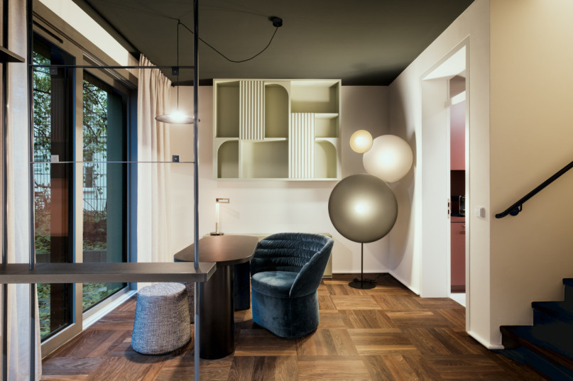 plush74 sleek modern maisonette 3