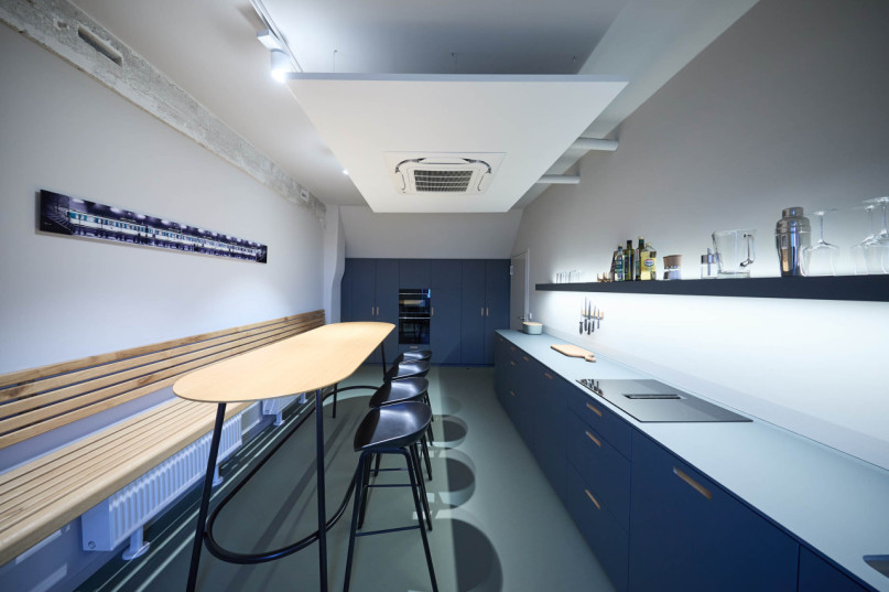 plush74 the glass office 10 (2)