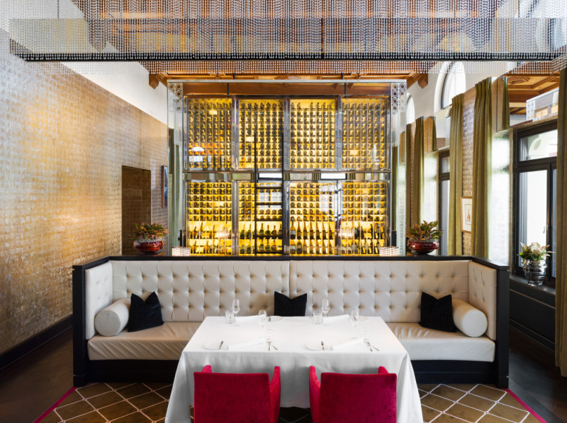 plush74 the luxery restaurant 2(1)