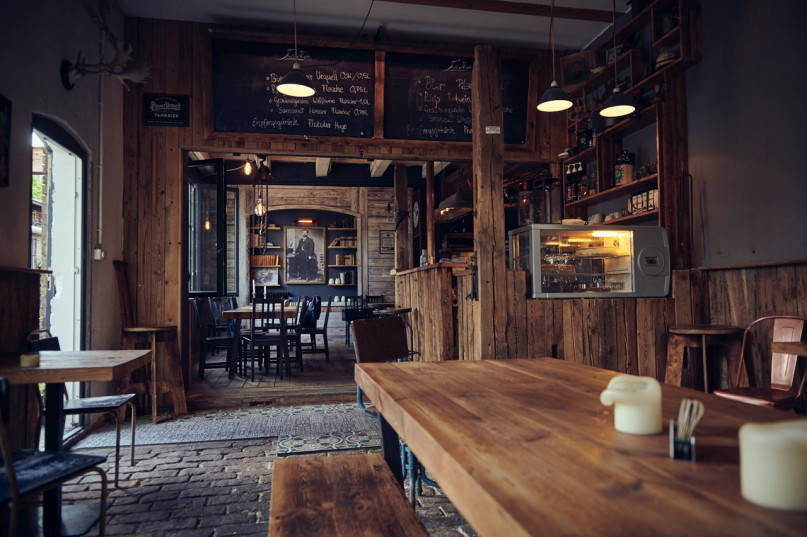 pluche74 traditionele bar 3