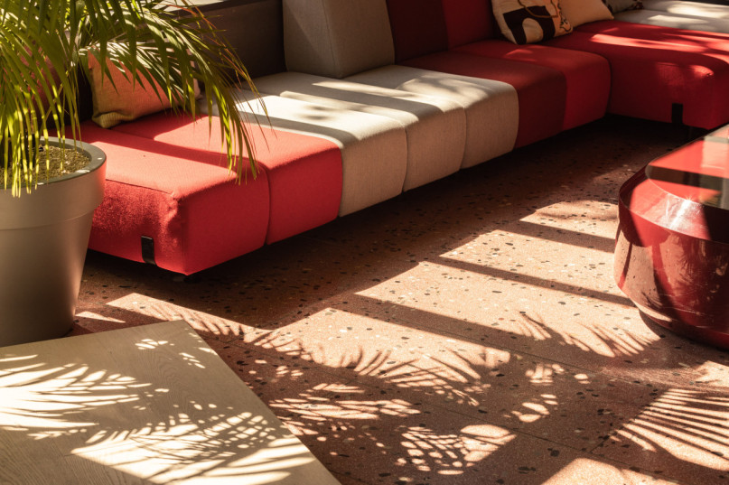 plush74 urban workspace bistro 3