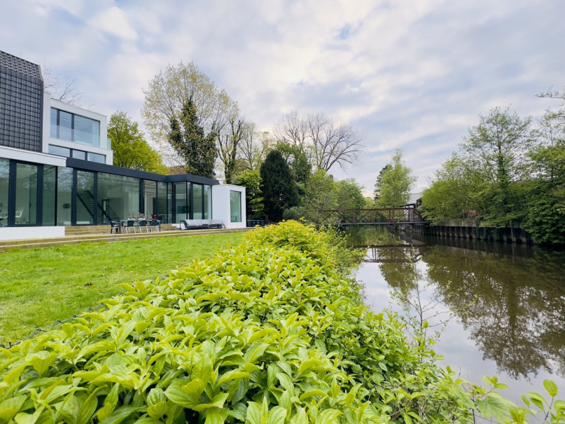 pluche74 villa emg 16