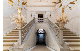 LUXURY VILLA IN NAPELS