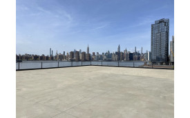 GEHEIMES NEW YORK DACHGESCHOSS