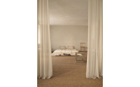 LIGHT & SERENE SPACE