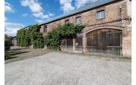 LOFT IN A YARD BERLIN AREA