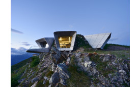 BRUTALIST DOLOMITE CROWN