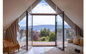 COSY SCANDINAVIAN DESIGN HOME