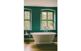 COUNTRY ESTATE UCKERMARK