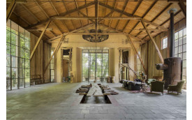 INDUSTRIAL WOOD SHELTER