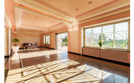 ITALIAN 70'S APARTMENT