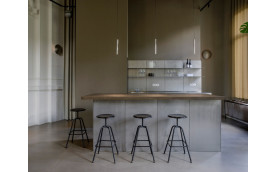 MONOCHROME DINING ROOM BERLIN MITTE