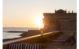 ITALIAN RENAISSANCE HOTEL