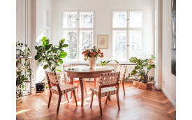 LIGHT FLOODED APARTMENT