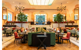 GLAMOROUS EVENT SPACE MITTE