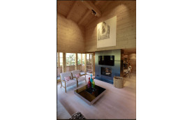 LUXURIOUS MOUNTAIN CHALET GSTAAD