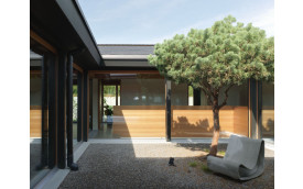 BUNGALOW DE DISEÑO DE MEDIADOS DE SIGLO EN ZURICH