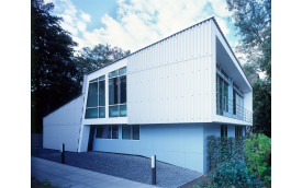 CASA DI METÀ SECOLO