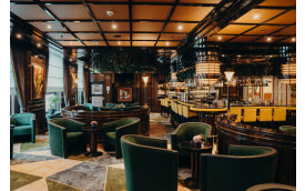 BAR & ROOFTOP TERRACE BERLIN