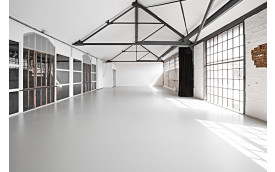 MODERN INDUSTRIAL STUDIO