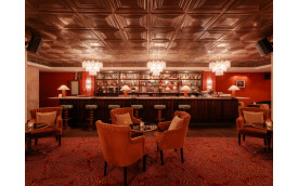 SOHO HOUSE BERLIN - RED ROOM
