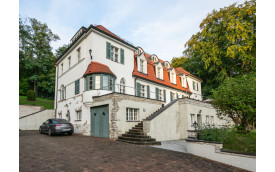 POTSDAM SUMMER HOUSE