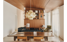 SUNLIT MID-CENTURY PENTHOUSE BERLIN