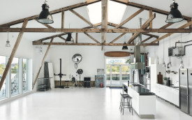 DAS STUDIO AUF DER HALBINSEL