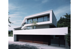 STRAKKE MODERNE VILLA