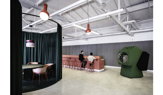 200905 loqi werner aisslinger office image 6 (1)