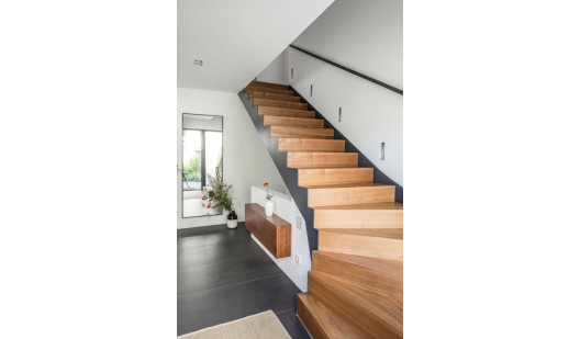 7e3e0470 6027 4648 80a3 7647d3136b69