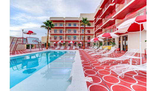 ajp7704and8more2019 12 outdoor chalet sun011