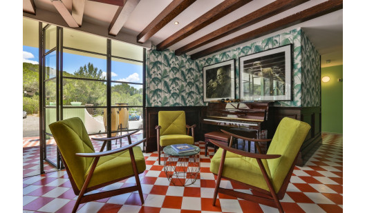 cubanitohotelibizaplush74location 54 3