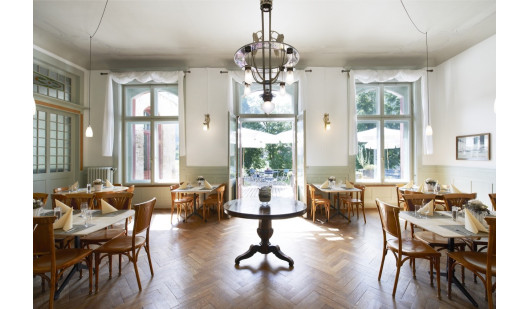 hotelswitzerlandlocationplush74 54 15