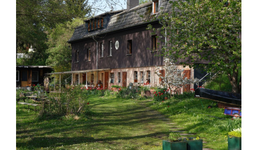 plus74 location villa am see countryside germany film photo37