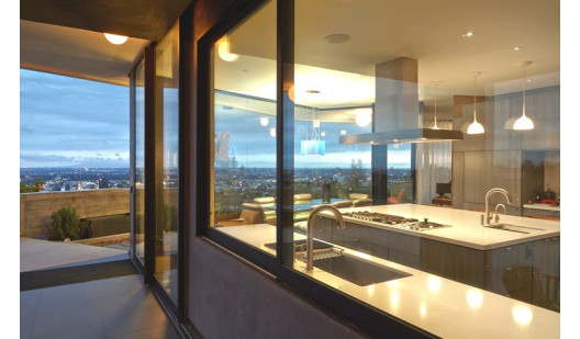 plus74 white vila usa la hollywood location56