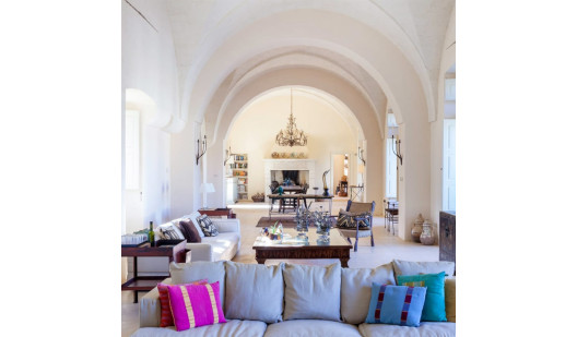 plush74 a cinematic masseria in puglia 1