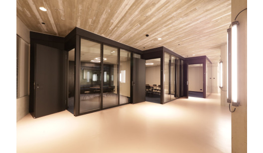 plush74 achtberlin atrium 6