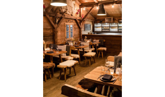 plush74 bavarian hut style berlin 1